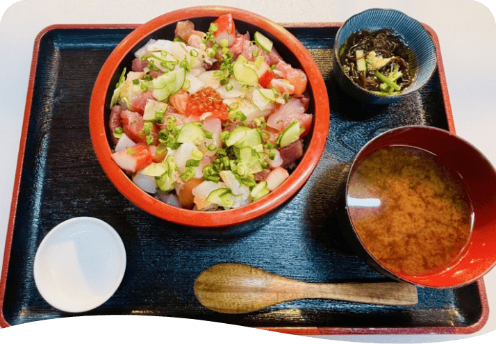 魚屋直営食堂 魚まる 小禄店の写真